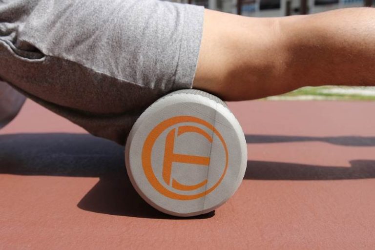 BODY ROLLING: A new way to enhance flexibility and well being.